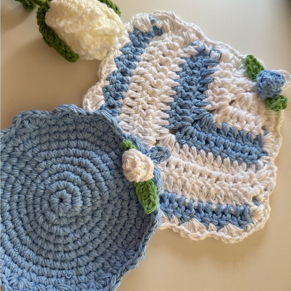 Aesthetic Blue & White Crochet Potholders - Picture 4 of 5